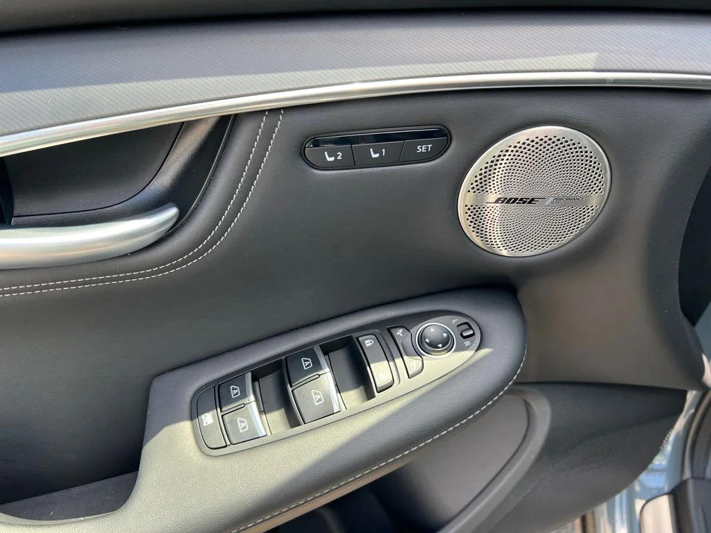 2025 INFINITI QX55 Essential - Photo 12