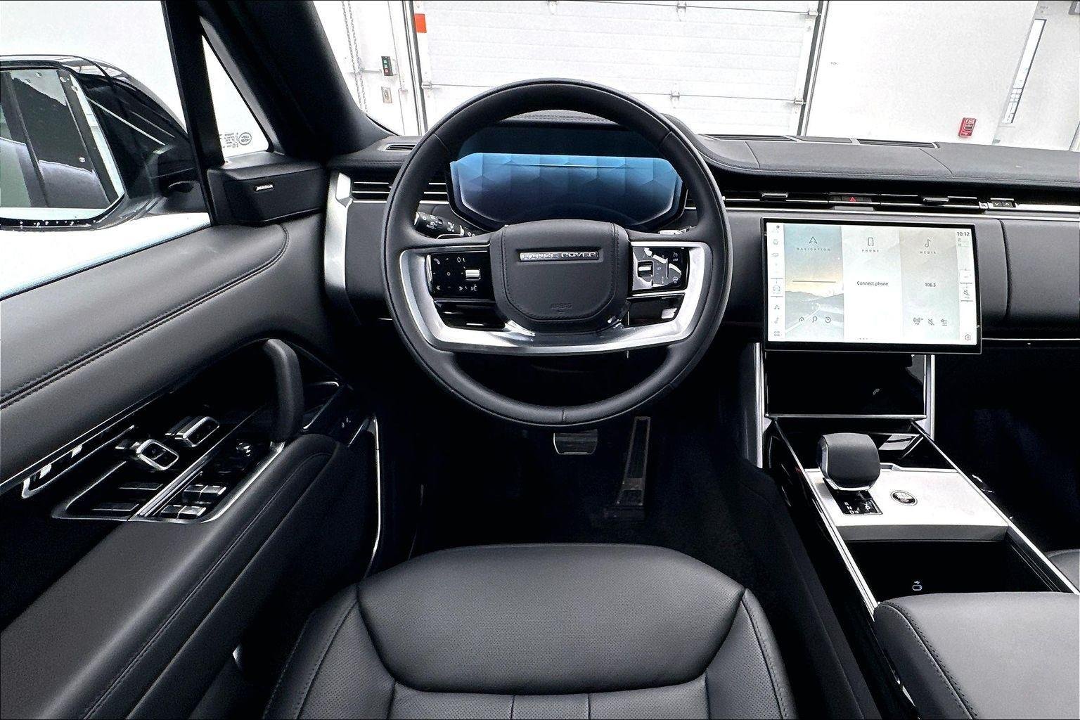 New 2026  Land Rover SE image 5