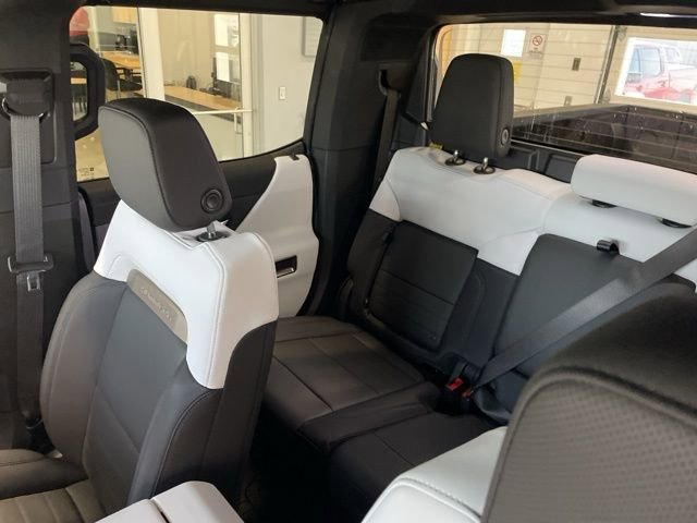 2025 GMC HUMMER EV 2X - Photo 25