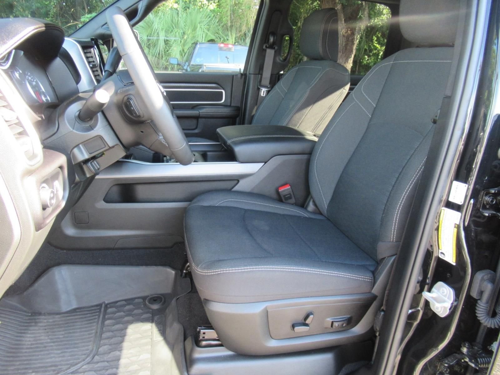 Certified Used 2025 Black Ram Big Horn image 18