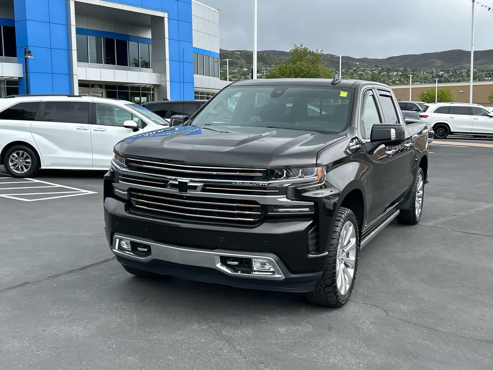 2019 Chevrolet Silverado 1500 High Country - Photo 3