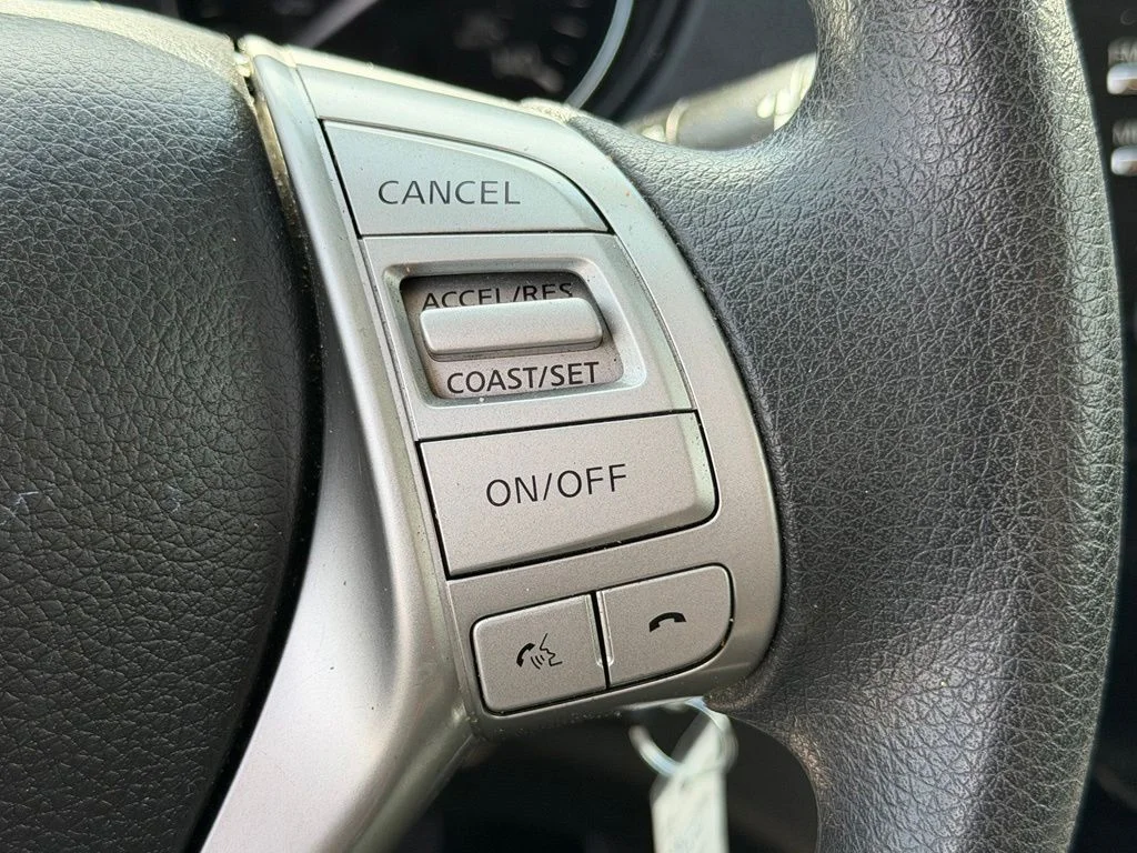 Used 2016 Gray Nissan S image 15