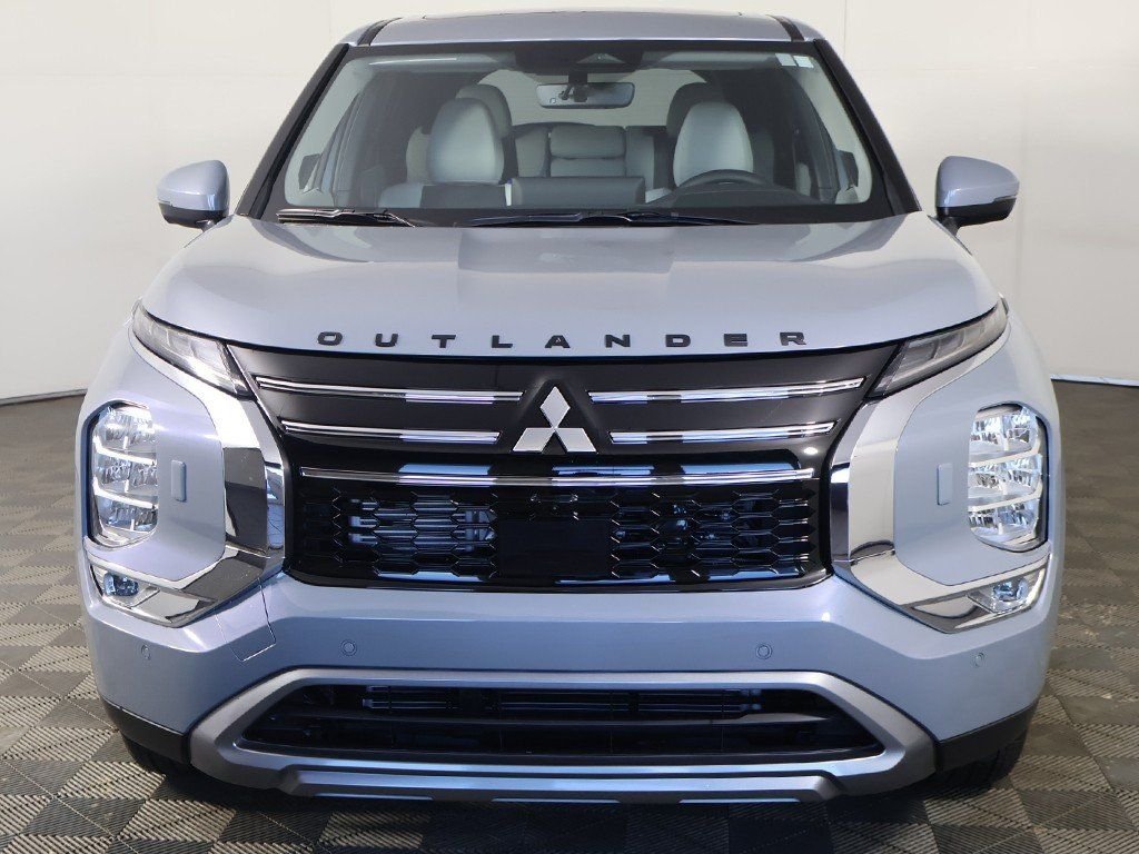 New 2026 Gray Mitsubishi SE image 14
