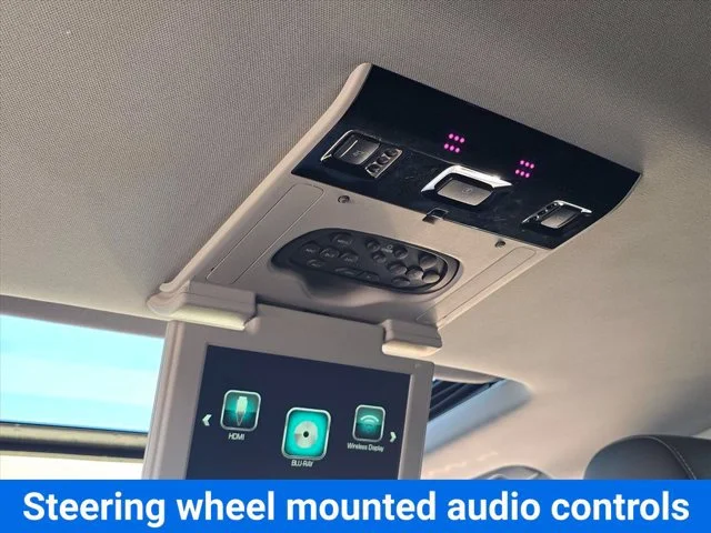 Certified Used 2018 SILVER ICE METALLIC Chevrolet Premier image 20