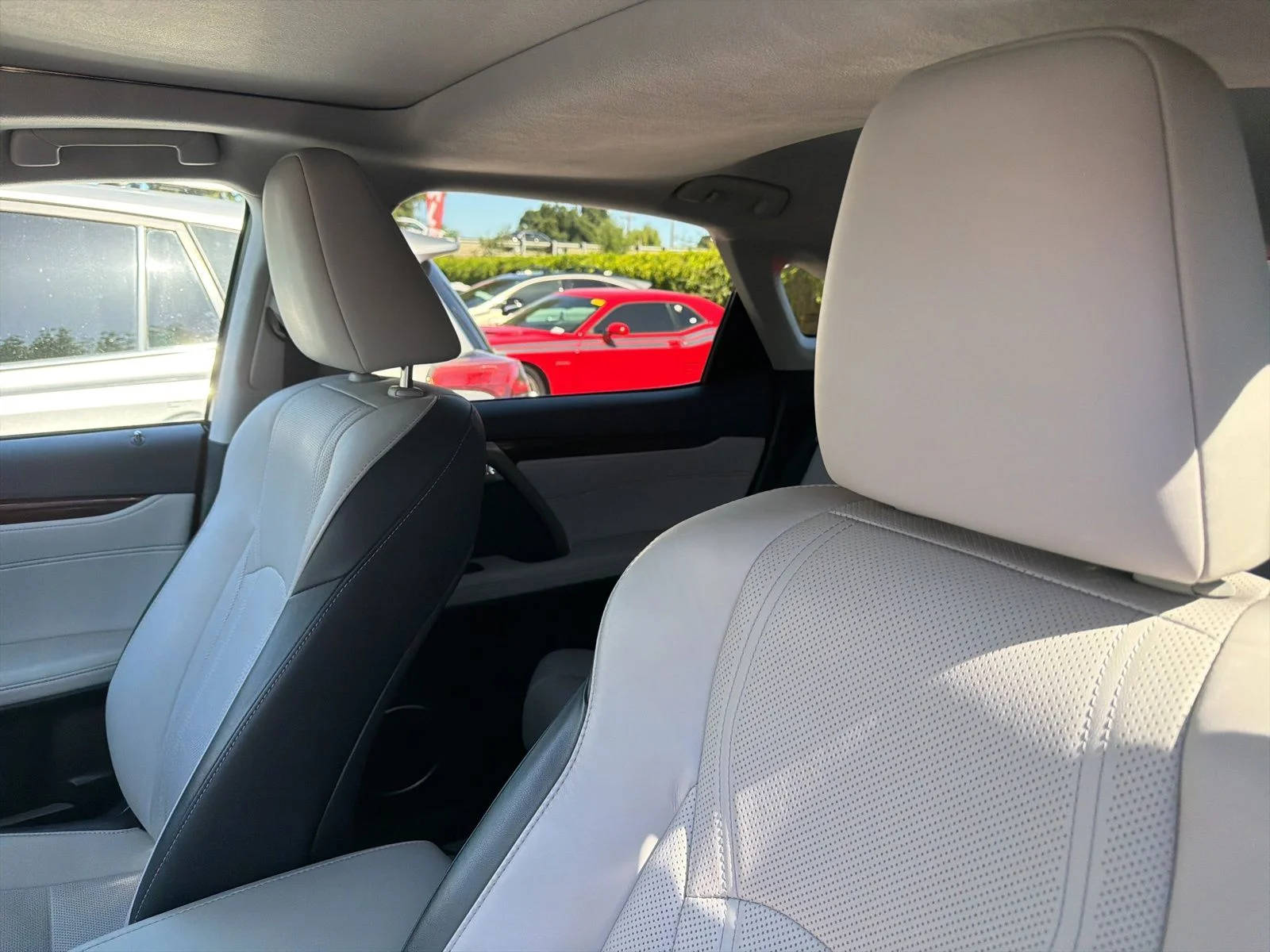 Used 2019 Nebula Gray Pearl Lexus 450h image 7