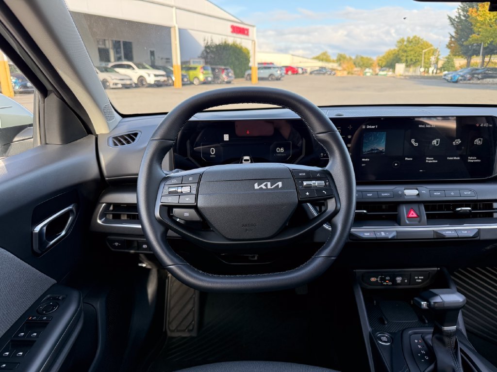 Certified Used 2025  Kia EX image 21