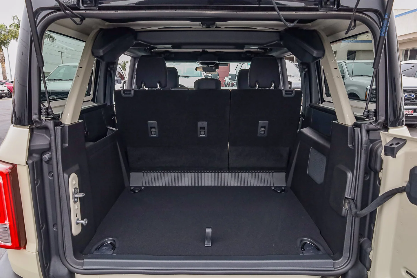 New 2026 Desert Sand Ford Big Bend® image 28