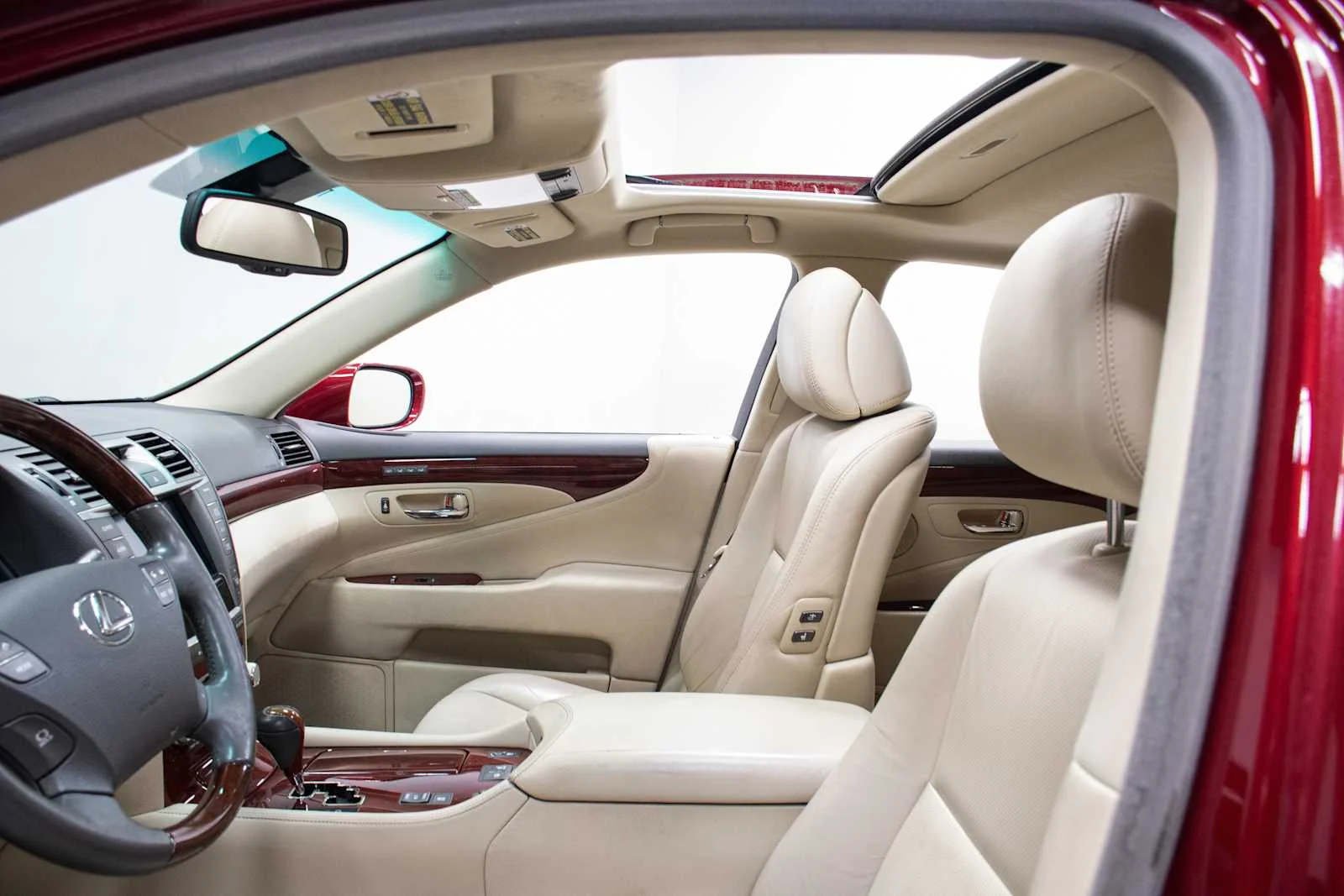 Used 2010 Matador Red Mica Lexus  image 14