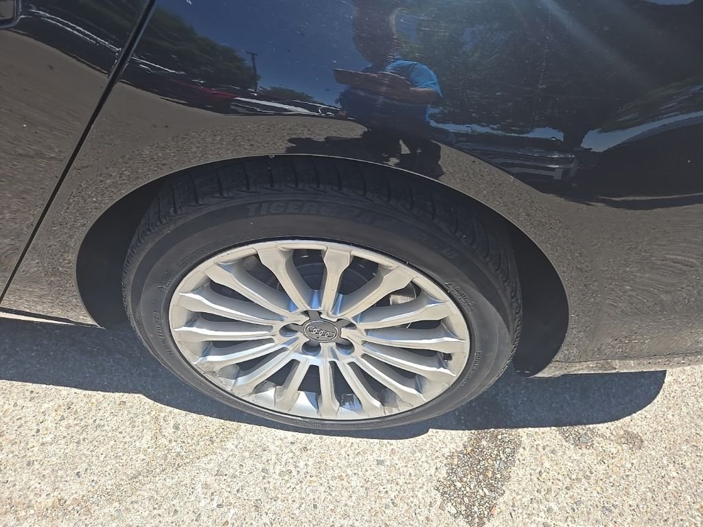 Used 2014  Audi 4.0T image 8