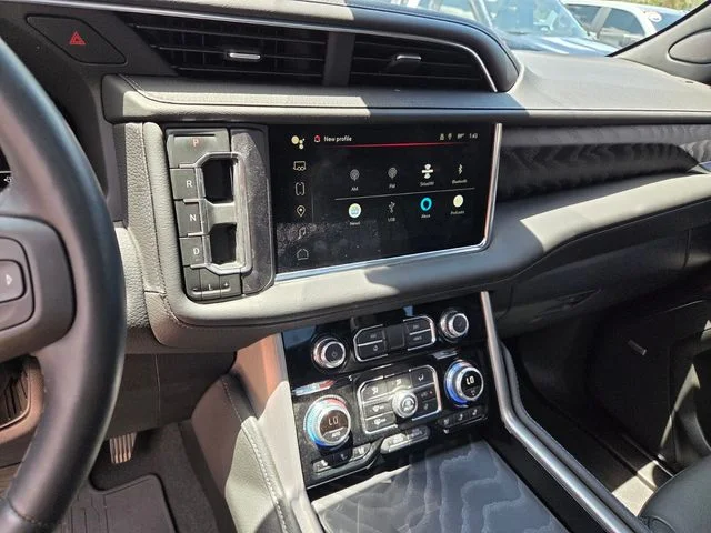 Used 2024 Silver GMC Denali image 25