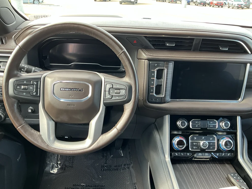 2022 GMC Yukon Denali - Photo 16