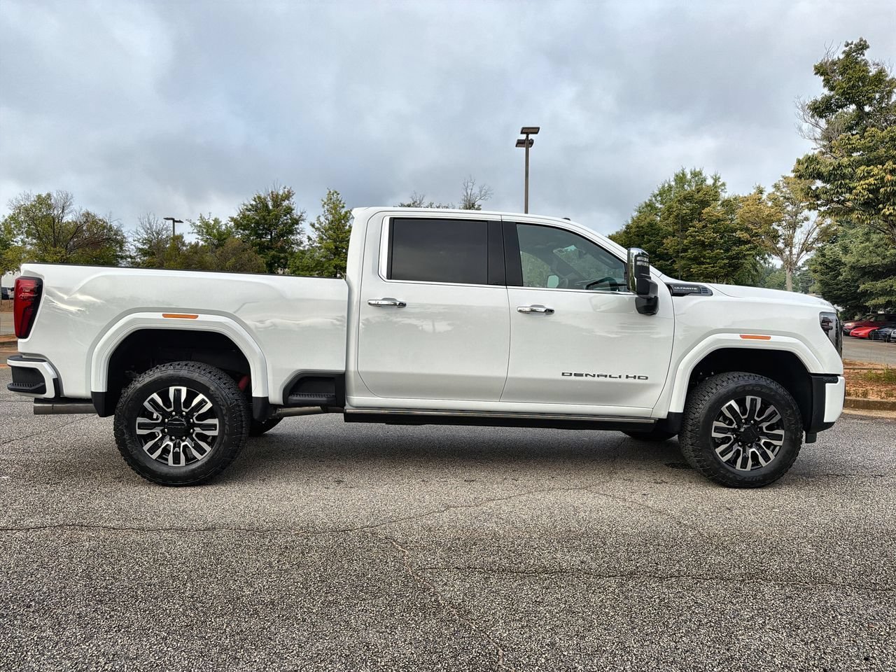 2026 GMC Sierra 2500HD Denali Ultimate - Photo 9