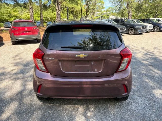 Used 2019 Red Chevrolet LS image 4