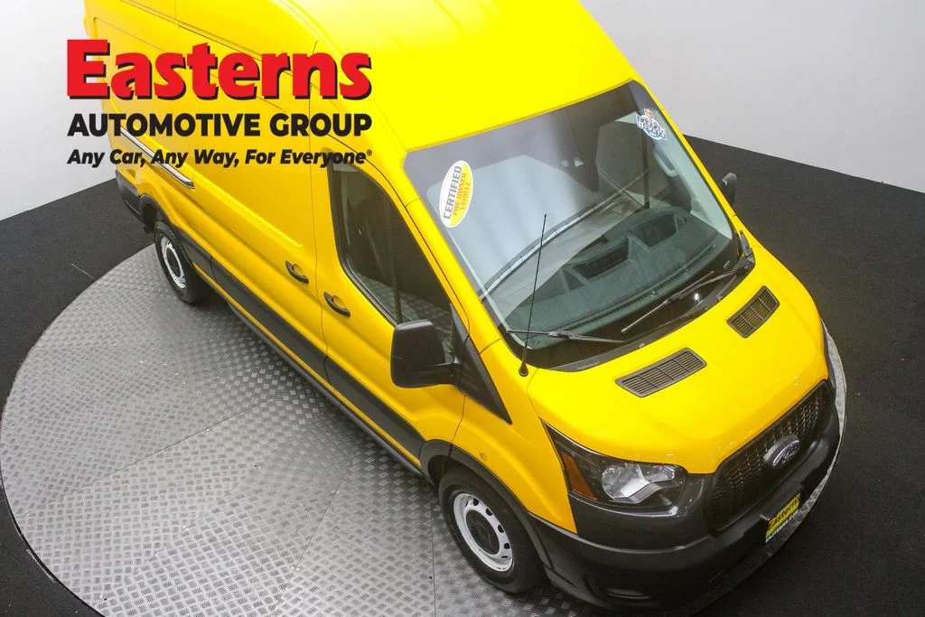 Used 2021 Yellow Ford Base image 3