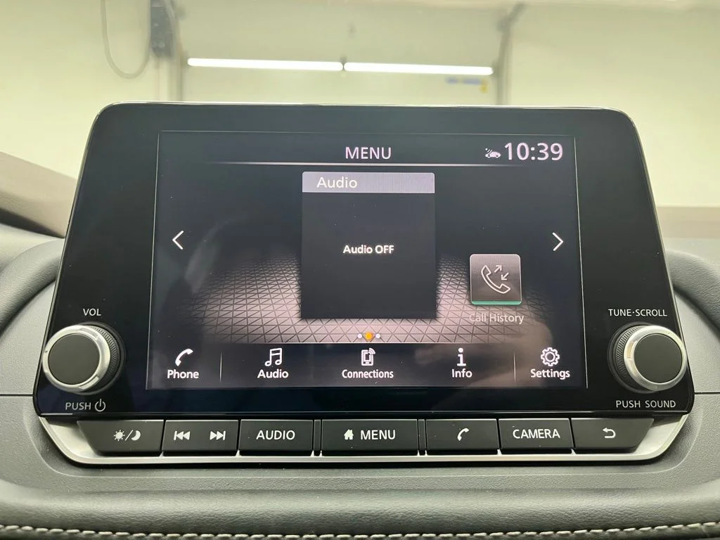 Used 2023 Silver Nissan SV image 26
