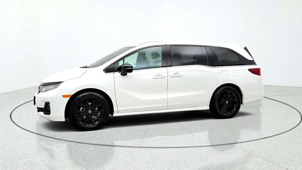 Used 2025 Platinum White Pearl Honda Sport-L Automatic image 8
