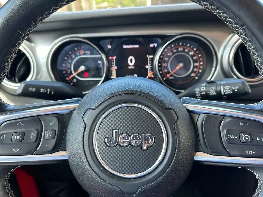 Used 2021 Red Jeep Unlimited Sahara image 21