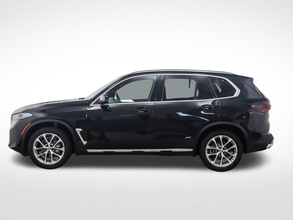 Used 2026 BMW X5 40i with VIN 5UX23EU05T9213323 for sale in Minneapolis, Minnesota