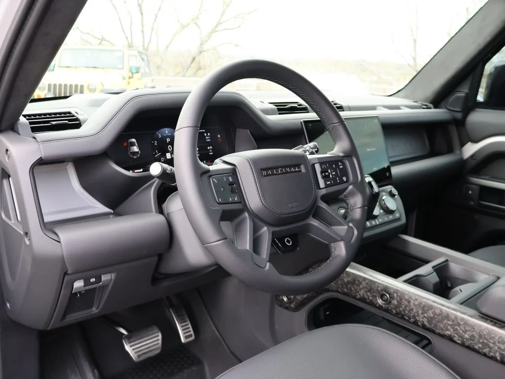 Used 2026 Borasco Gray Metallic Land Rover V8 OCTA image 22