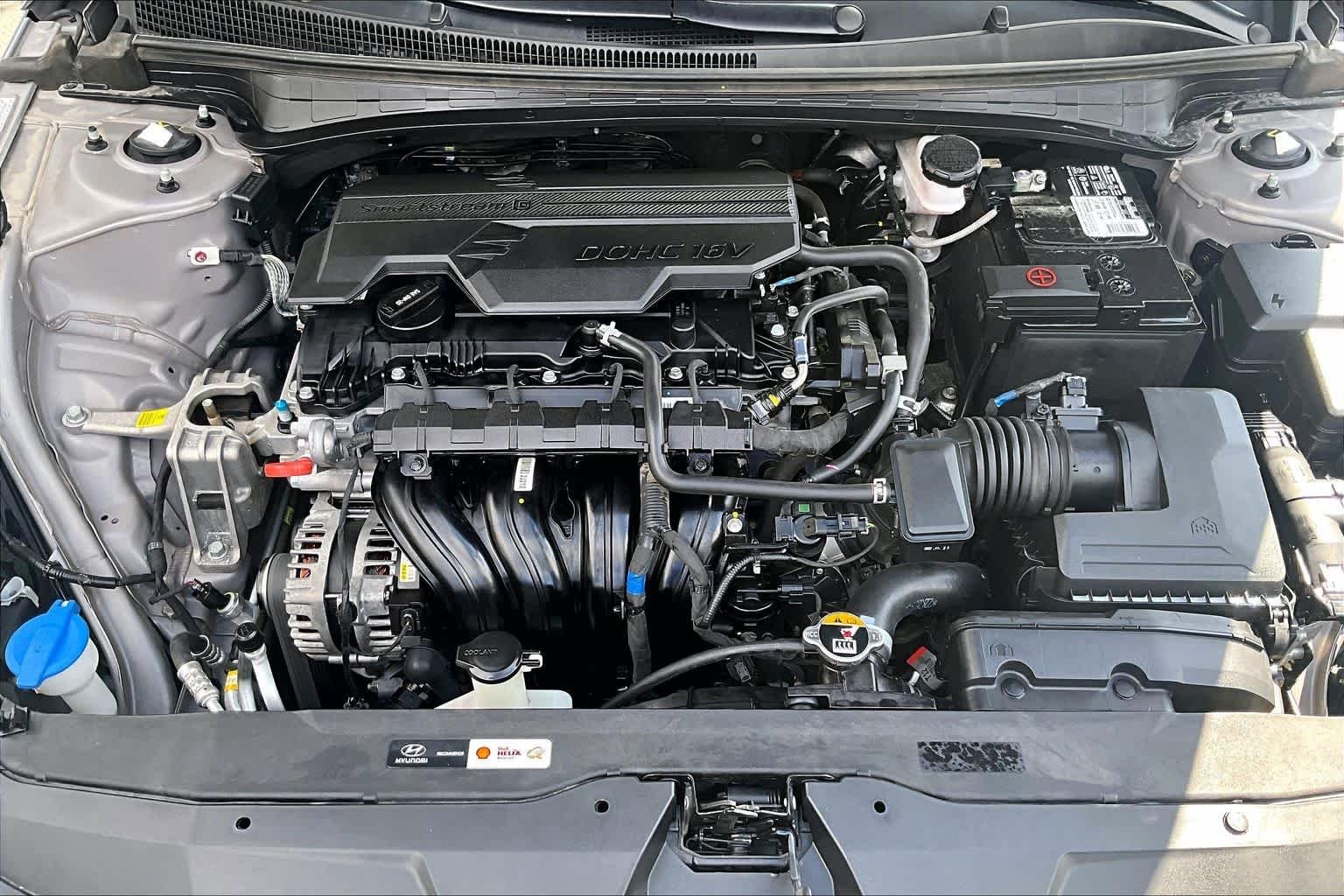 Used 2023 Fluid Metal Hyundai Limited image 30