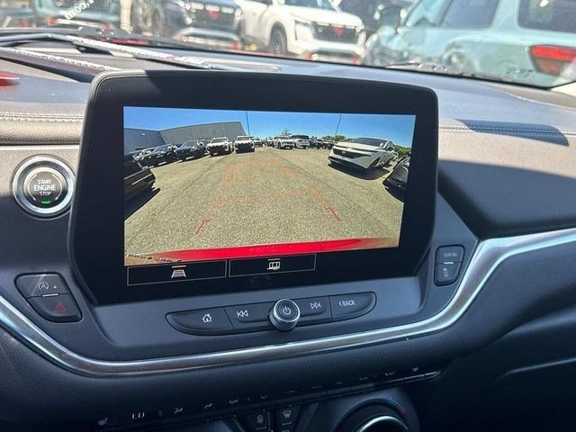 Used 2025 Radiant Red Tintcoat Chevrolet LT image 30