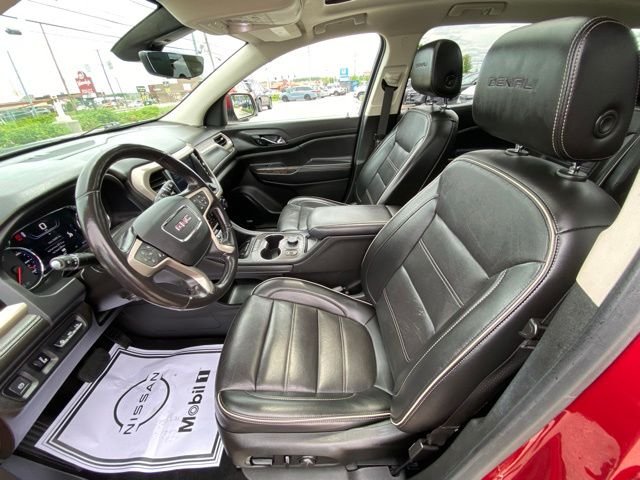 Used 2021 Cayenne Red GMC Denali image 13