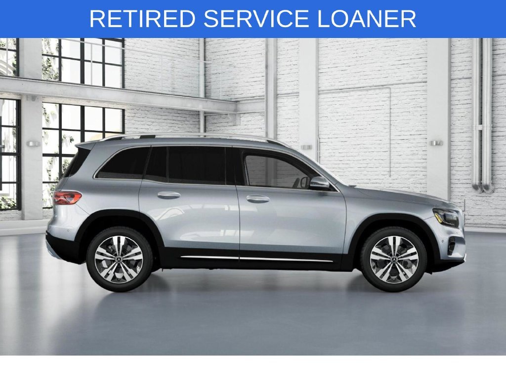 Used 2026 Silver Mercedes-Benz GLB 250 image 2