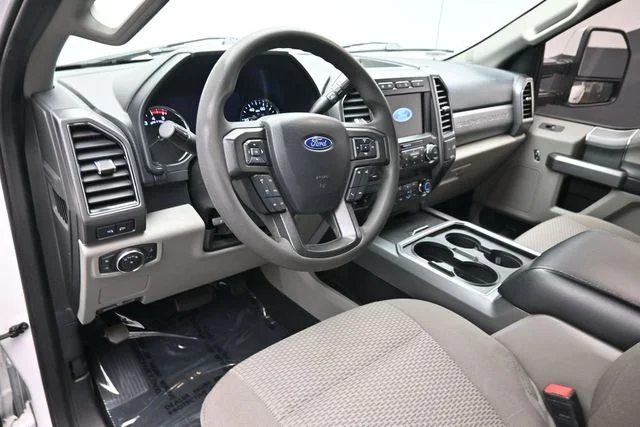 Certified Used 2021 Oxford White Ford XLT image 9