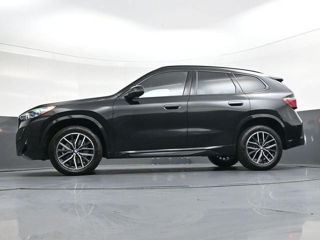 Used 2026 Black BMW xDrive28i image 32