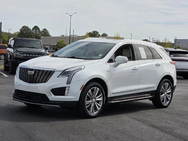 Used 2024 Crystal White Tri-Coat Cadillac Premium Luxury image 7