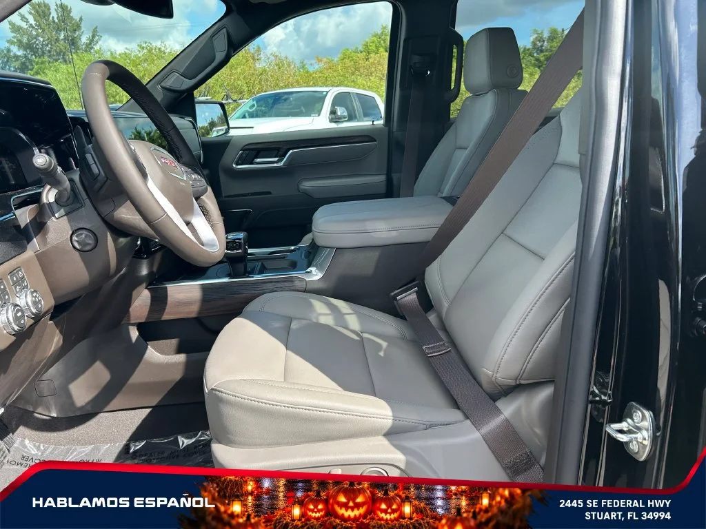 New 2026 Onyx Black GMC SLT image 9