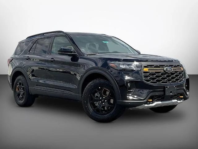 New 2026 Agate Black Metallic Ford Tremor® image 36