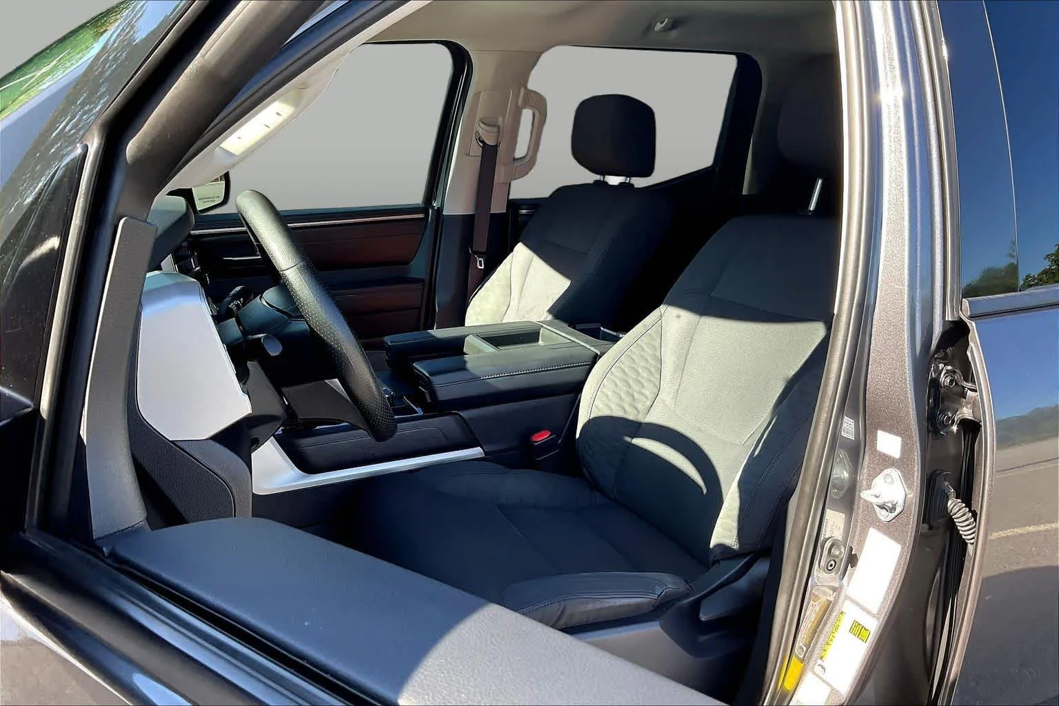 Used 2022 Magnetic Gray Metallic Toyota SR5 image 8
