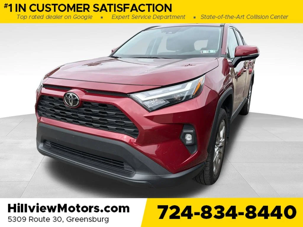 Used 2022 Pearl Toyota XLE Premium image 1