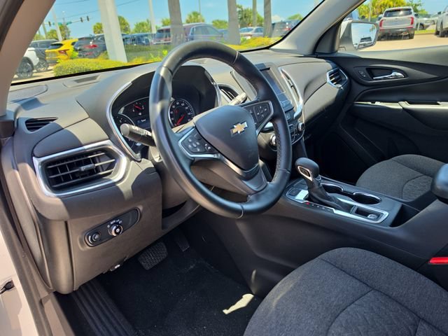 Used 2024 Summit White Chevrolet LT image 15