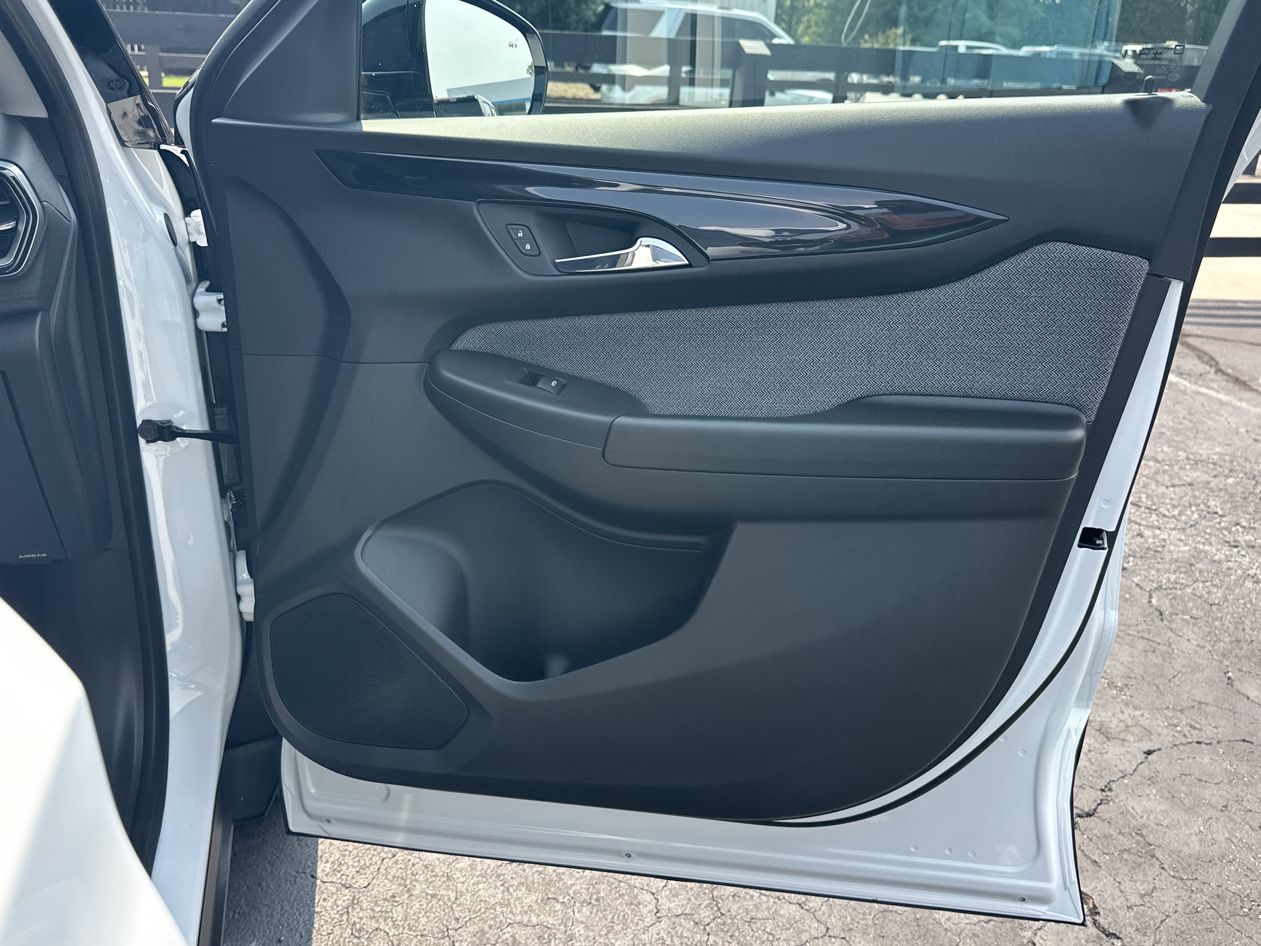 New 2026 Summit White Chevrolet LT image 15