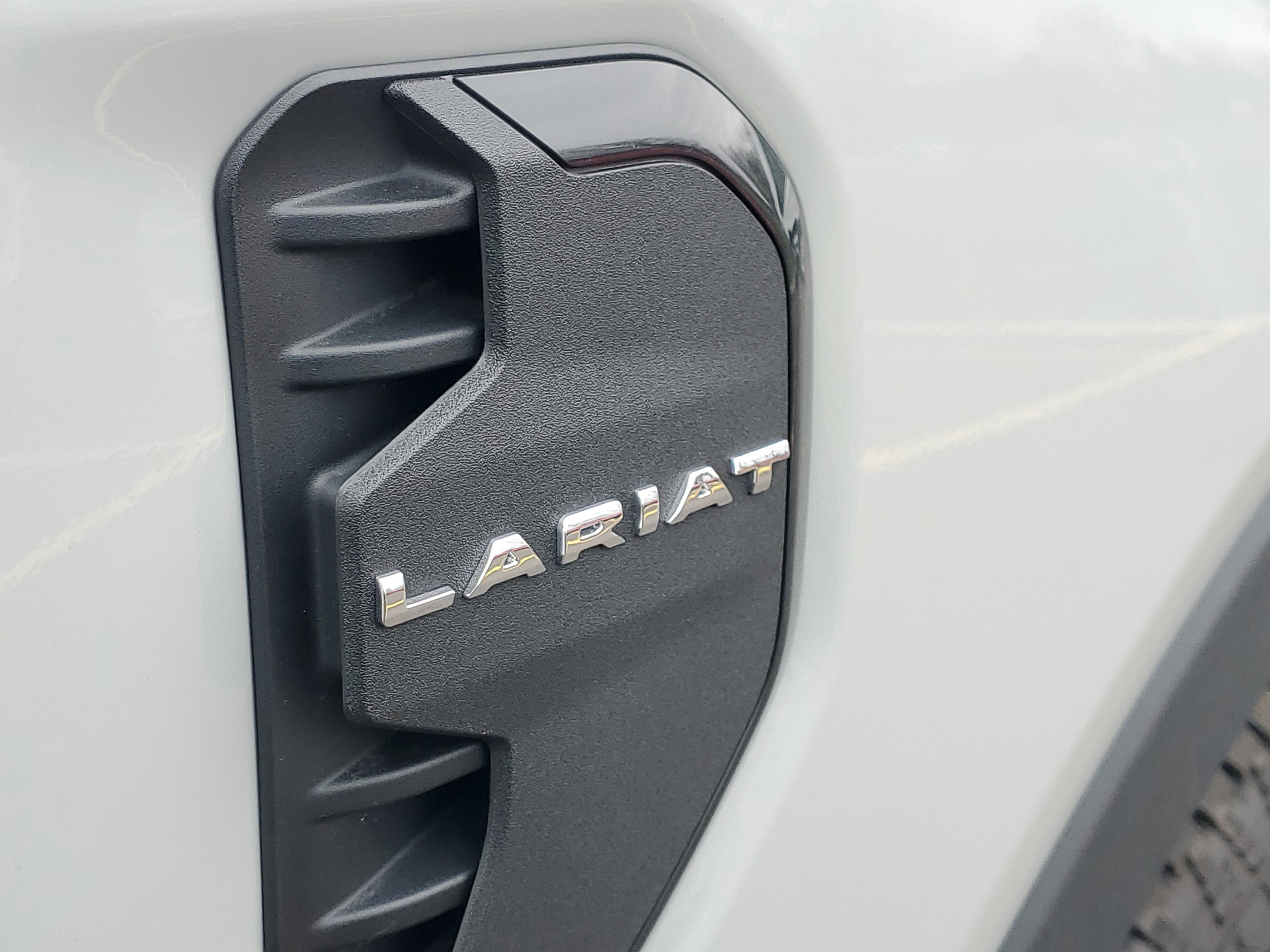 New 2026 Avalanche Ford Lariat® image 6