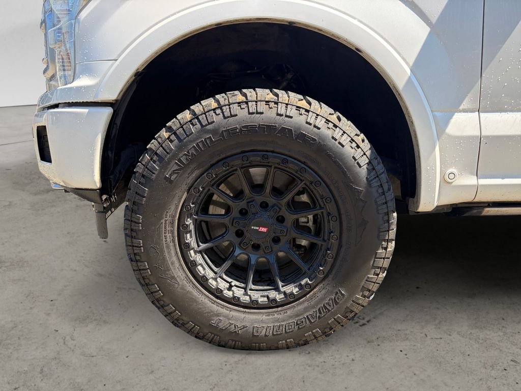 Used 2019 White Ford Limited image 9