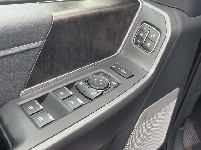 New 2026 Gray Ford Lariat image 15