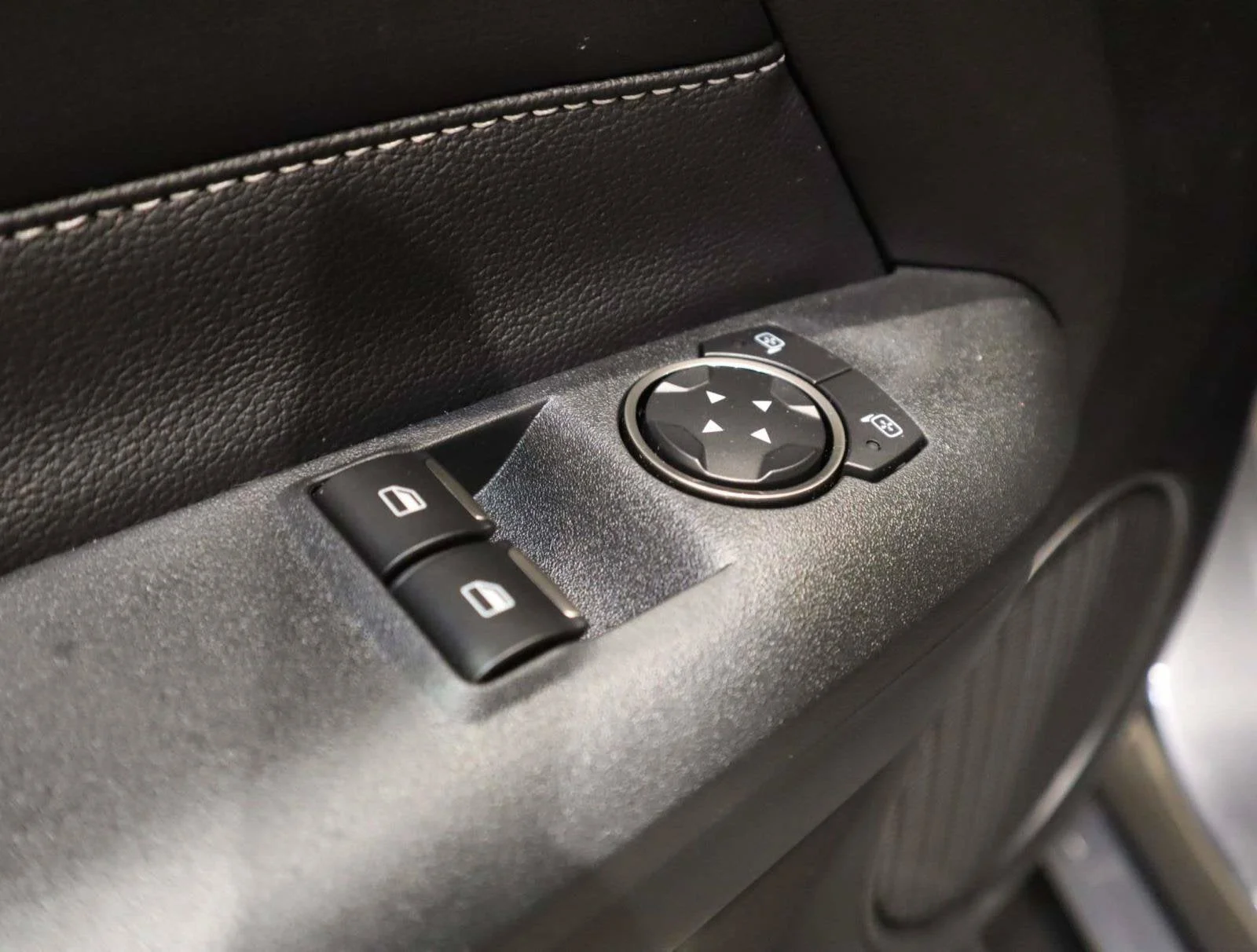 Used 2021 Carbonized Gray Metallic Ford Shelby GT500 image 16