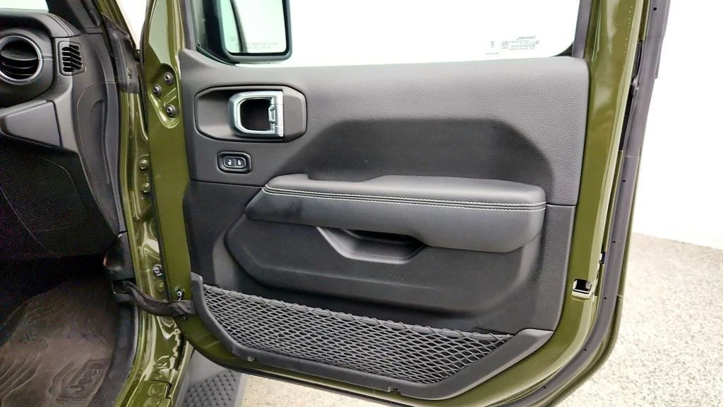 Used 2023 Sarge Green Clearcoat Jeep Sahara 4x4 image 25