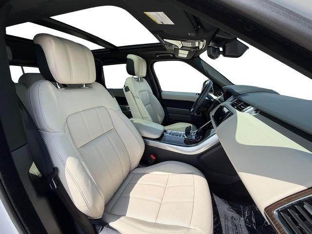 Used 2020 Fuji White Land Rover HSE image 16