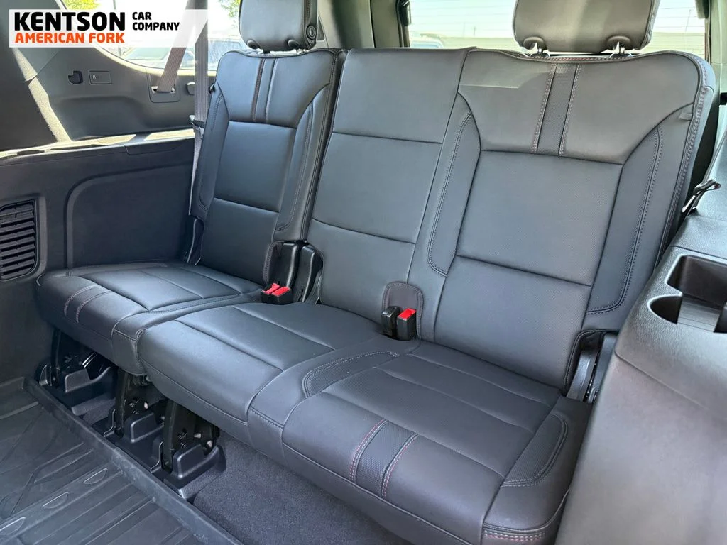 Used 2025 White Chevrolet RST image 33