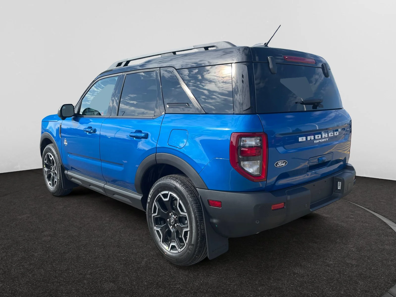 New 2026 Velocity Blue Metallic Ford Outer Banks image 3