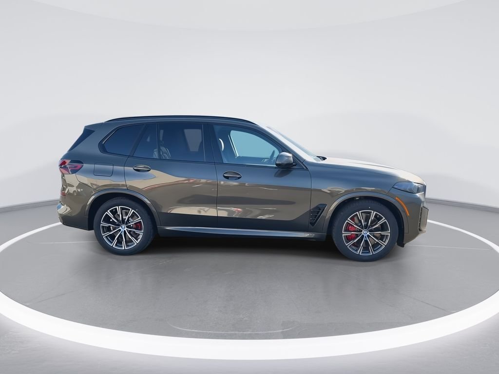 New 2026 Green Metallic BMW xDrive50e image 9