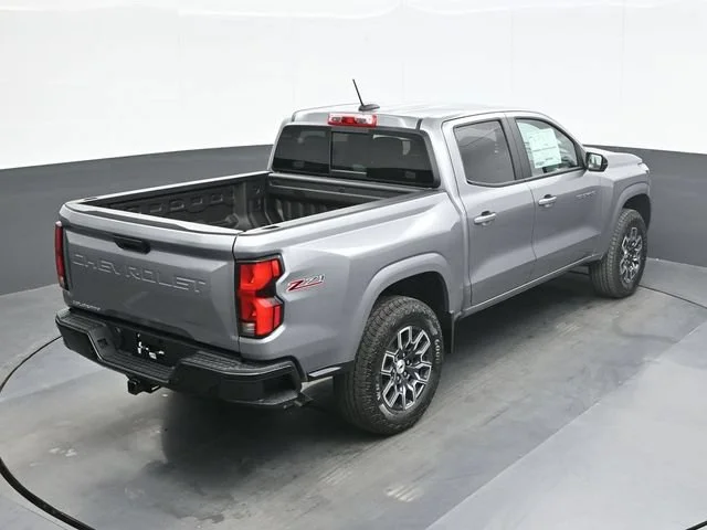 2026 Chevrolet Colorado Z71 - Photo 17