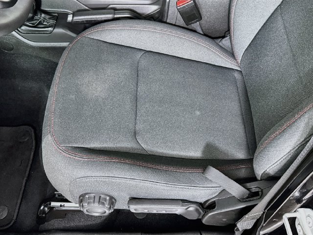 2025 Jeep Wrangler 4-Door Rubicon - Photo 19