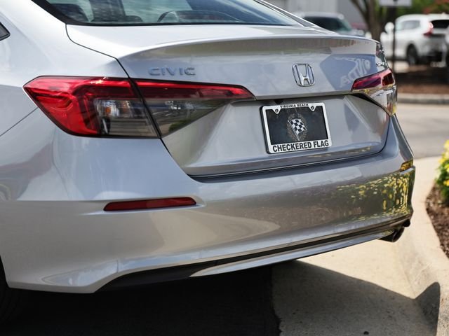 Used 2023 Lunar Silver Metallic Honda Sport image 9