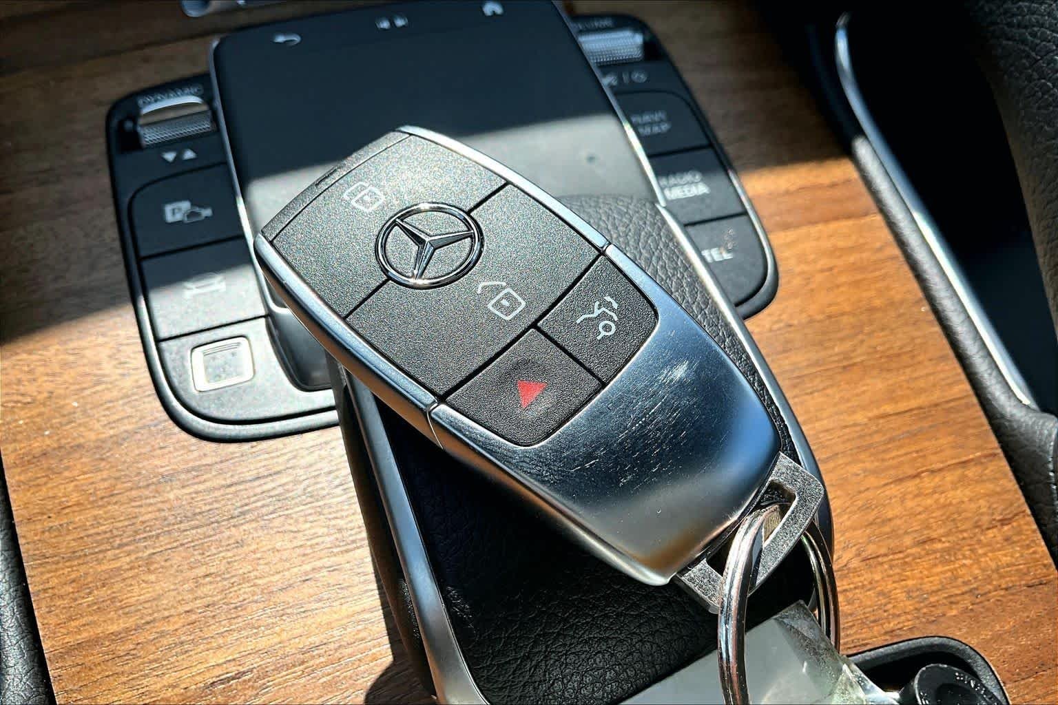 Used 2026 Cirrus Silver Metallic Mercedes-Benz GLE 350 image 29