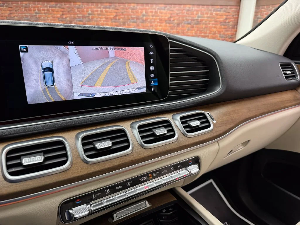 Used 2022 White Mercedes-Benz GLE 450 image 21